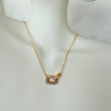 Shell square necklace