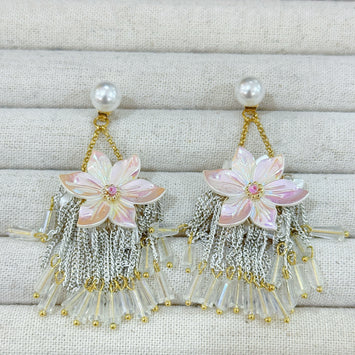 Hanging flower earrings