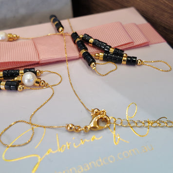 Pearl and gemstone necklace