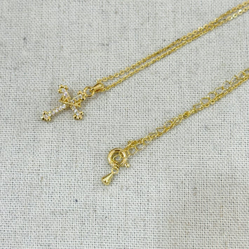 Designed cross necklace