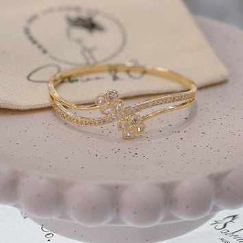 Double flower bangle