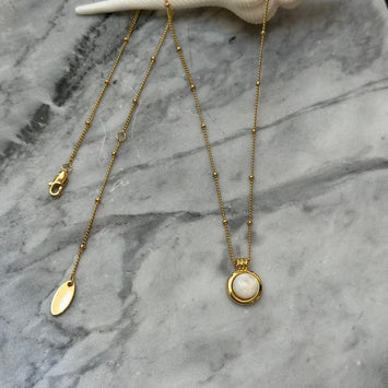 Classic Pendant Necklace