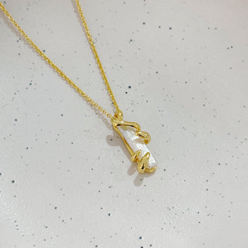 Designed pearl necklace