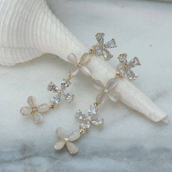 Quadruple flower earrings