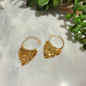 Designed triangle earrings
