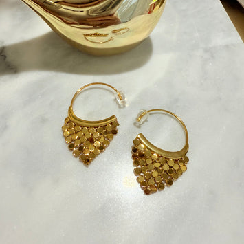 Designed triangle earrings