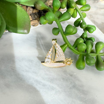 Shell and diamonds boat brooch