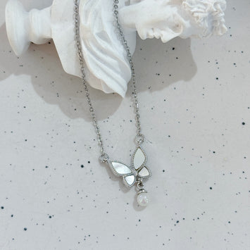 Sliver shell butterfly necklace