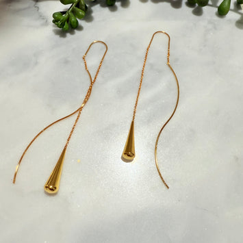 Hanging drop earrings