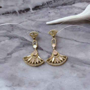 Shell Fan Earrings