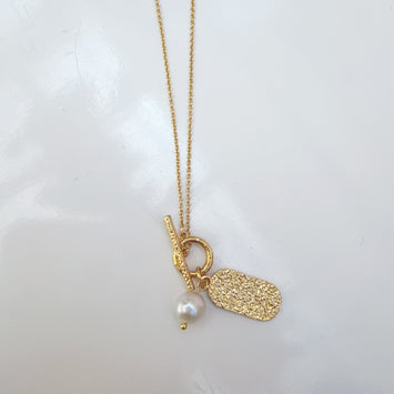 Pearl Toggle Necklace