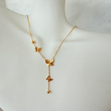 Hanging butterfly necklace