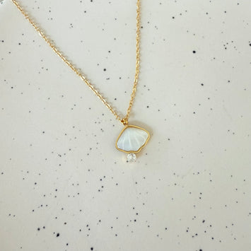Shell necklace