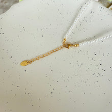 Multiple flowers necklace