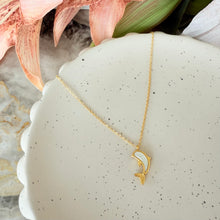 Shell fish necklace