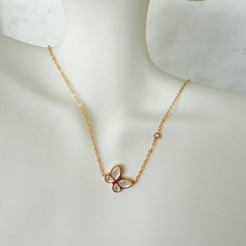 Classic shell butterfly necklace
