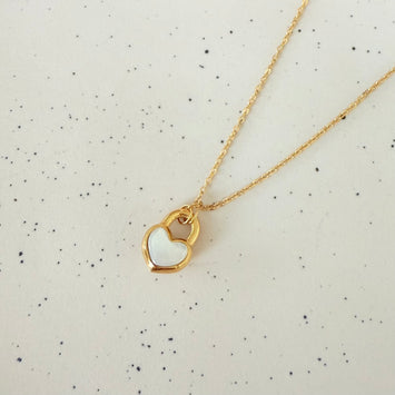 Shell heart lock necklace