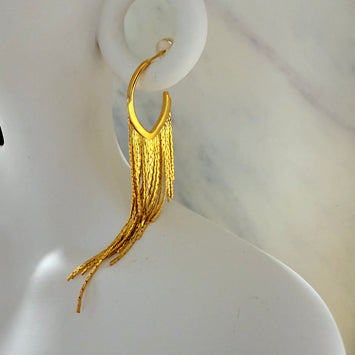 Hanging tassels earrings