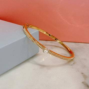 Pearl bangle