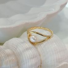 Pearl ring