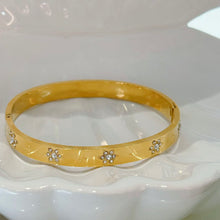 Star bangle