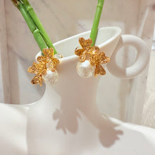 Double flower earrings