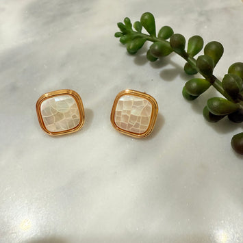 Square shell earrings