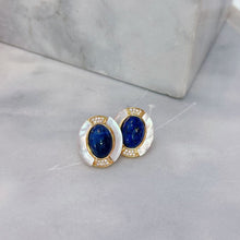 Shell stone earrings