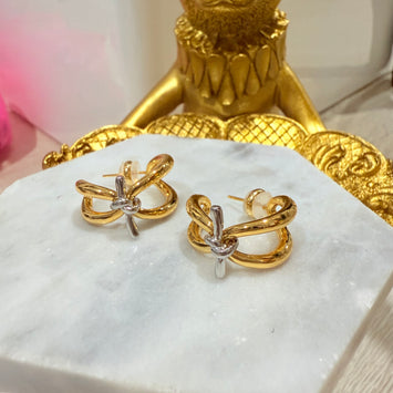Designed bow earrings