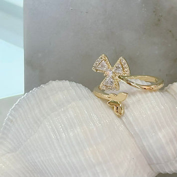 Diamond three leaf ring