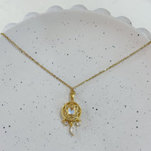 Gold star necklace