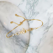 Floral Sparkle Bracelet