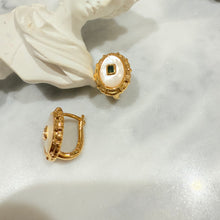 Shell hoop earrings
