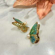 Three-dimensional butterfly earrings