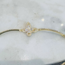 Single butterfly bracelet