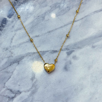 Gold heart necklace