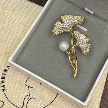 Golden leaf brooch