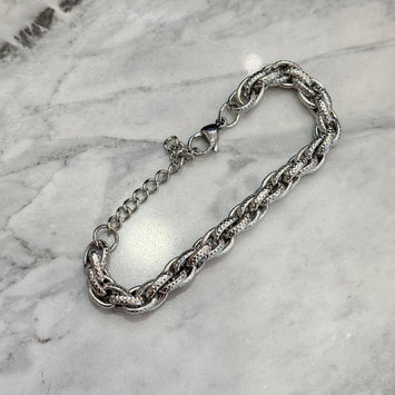 Sliver twisted bracelet