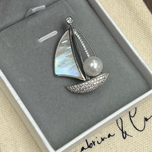 Sliver boat brooch