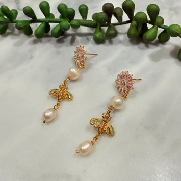 Hanging spring earrings