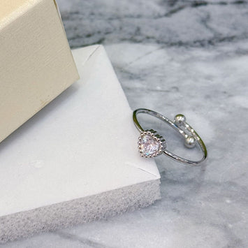 Sliver heart ring