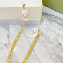 Shell moon earrings