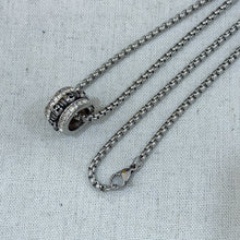 Roll necklace