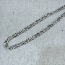 Plain necklace