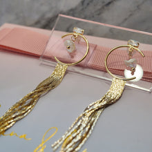 Pearl moon earrings