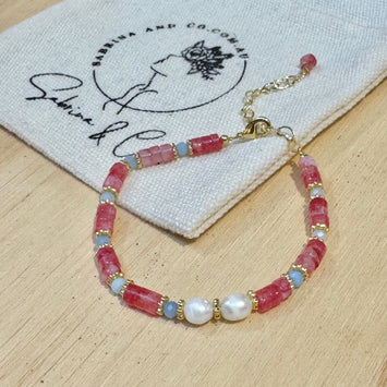 Strawberry quartz with fresh water pearl bracelet