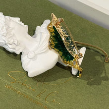 Lotus leaf brooch