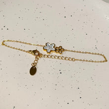 Shell flower bracelet
