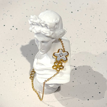 Shell flower bracelet