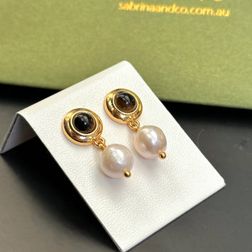 Tiger eye with hanging pearl earrings
